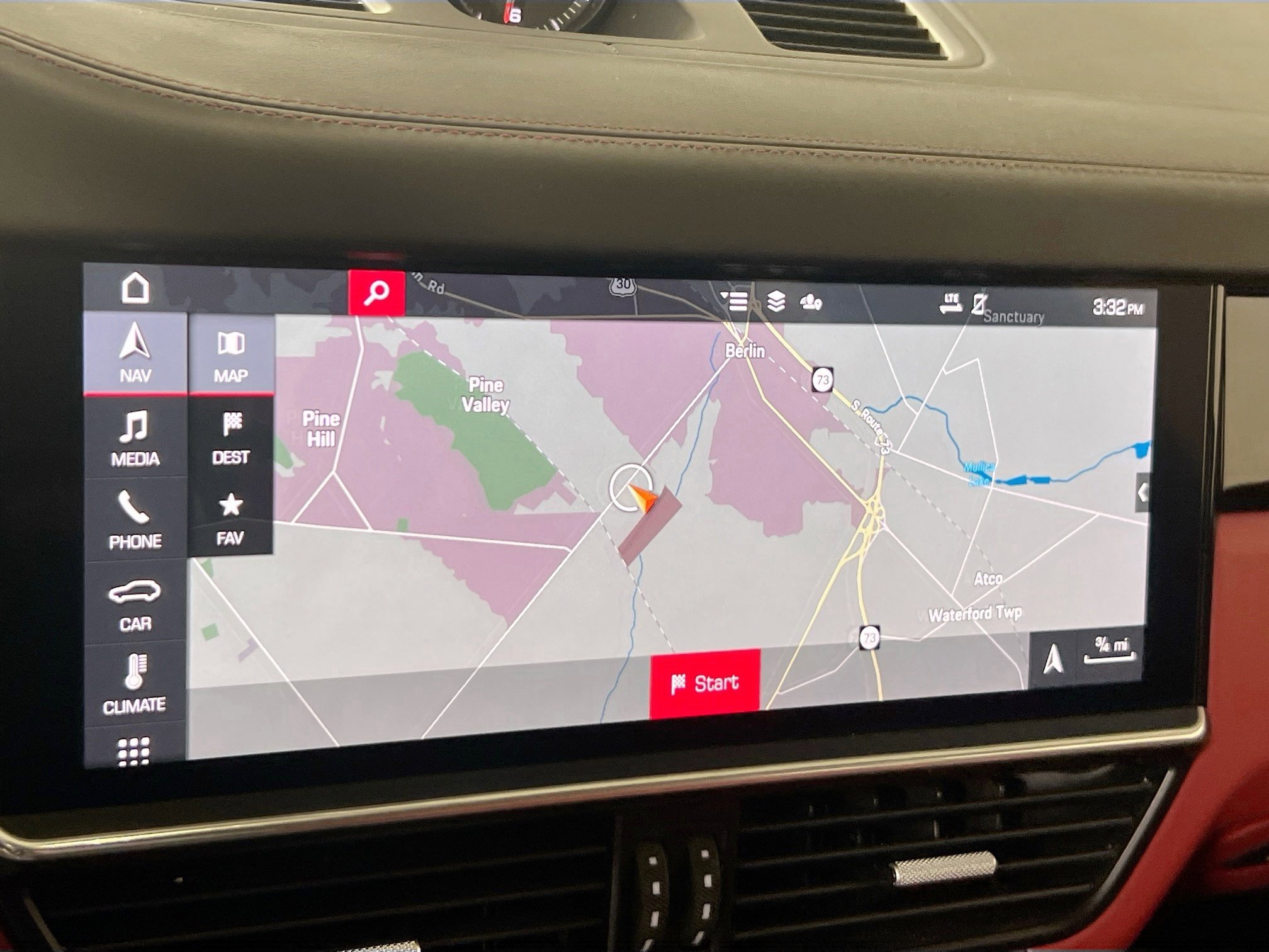 Used 2020 Porsche Cayenne Turbo image 13