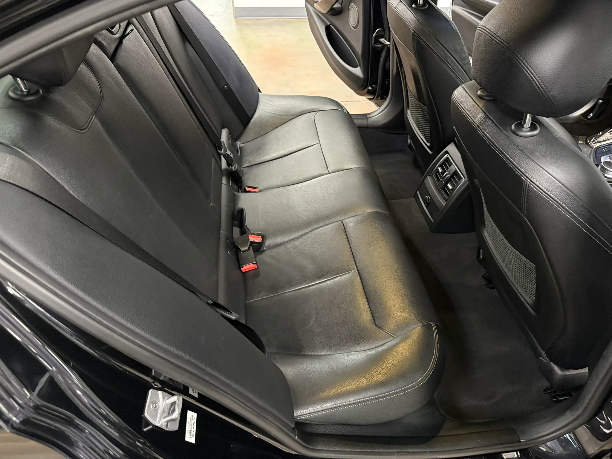 Used 2018 BMW 328d Sedan image 17