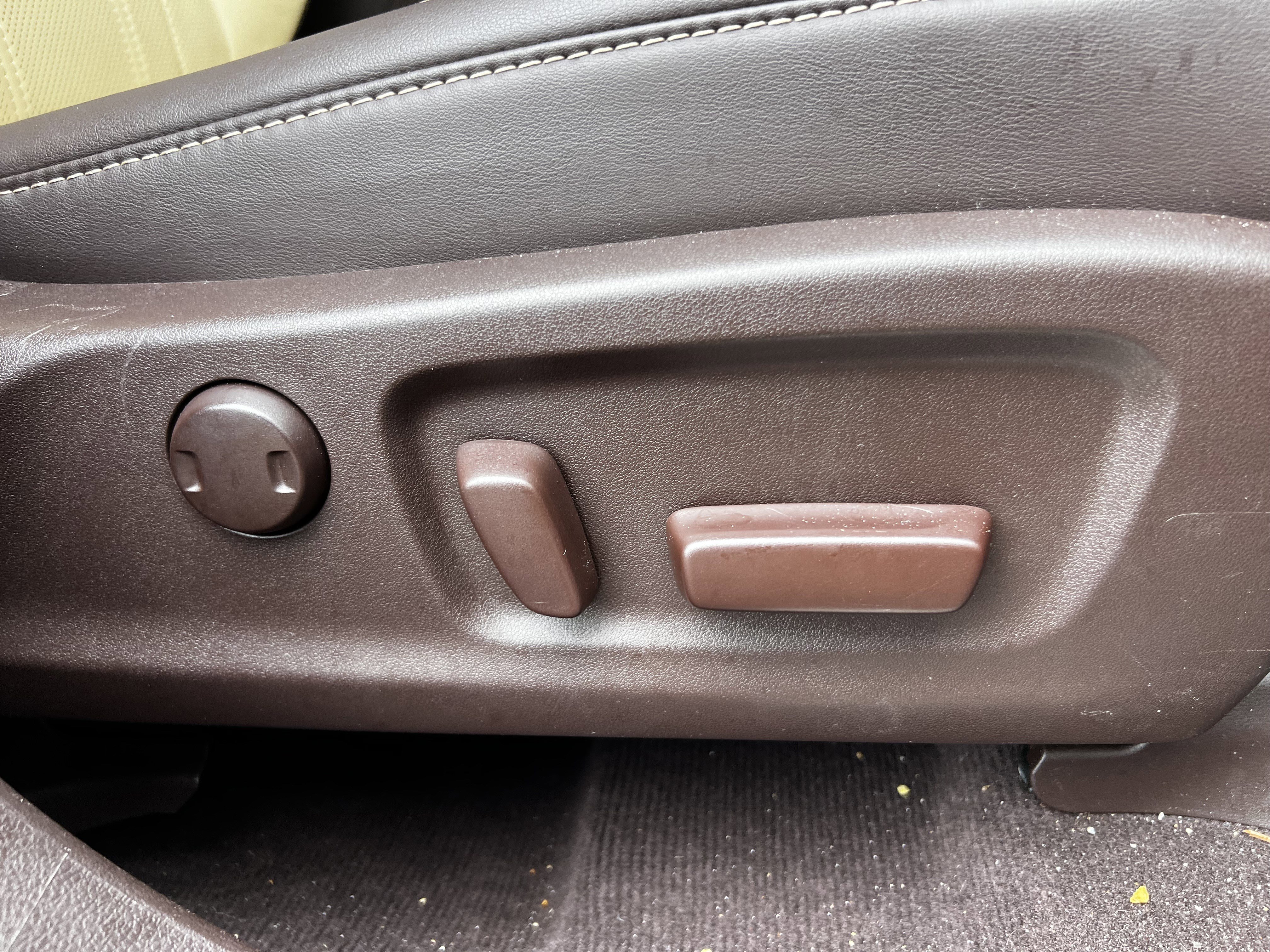 Used 2018 Lexus RX 450h AWD w/ Premium Package image 50