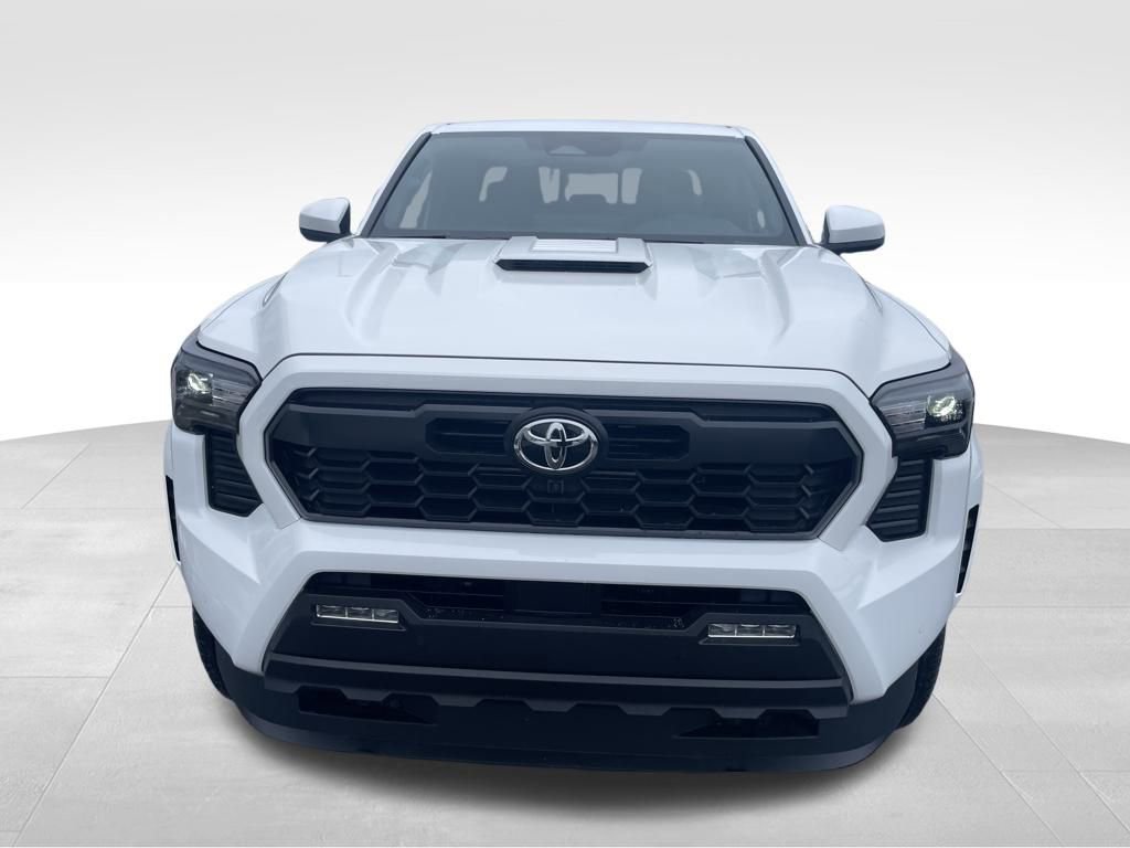 New 2025 Toyota Tacoma TRD Sport image 17