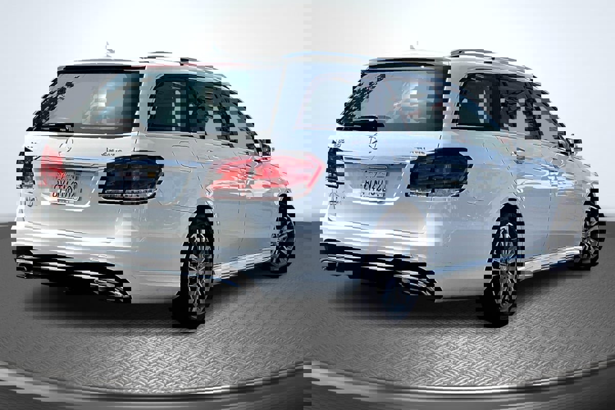 Used 2015 Mercedes-Benz E 350 4MATIC Wagon w/ Premium 1 Package image 13