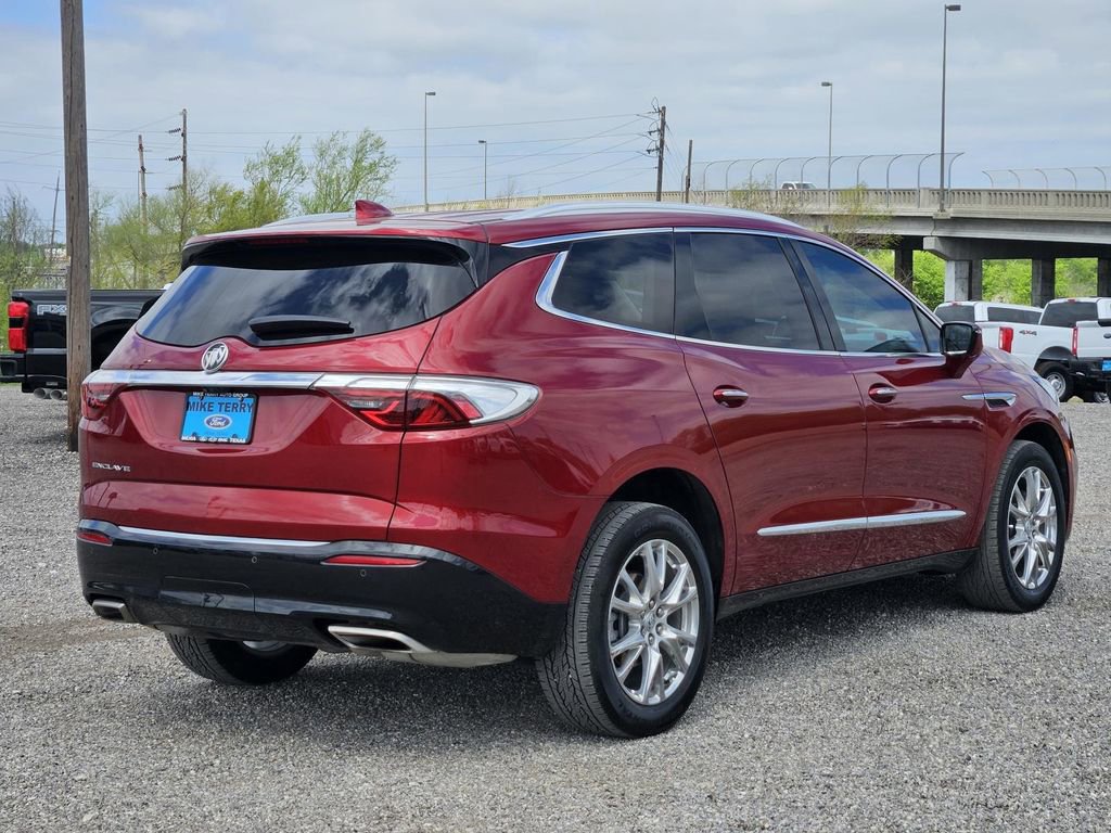 Used 2023 Buick Enclave Premium w/ Experience Buick Package FWD image 4
