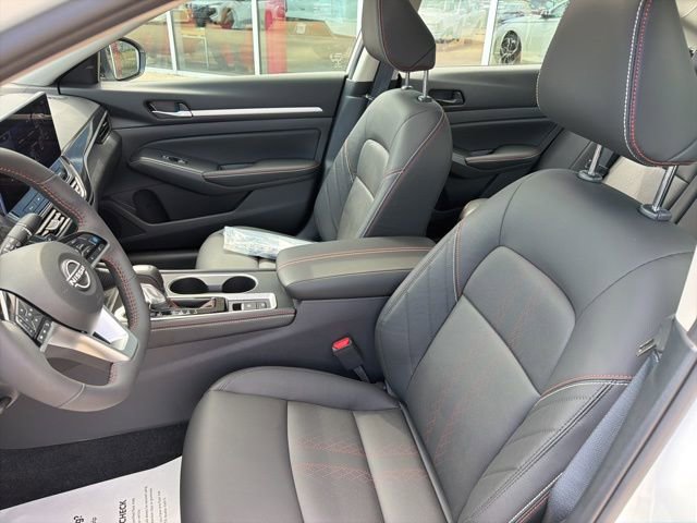 New 2026 Nissan Altima 2.5 SR image 9