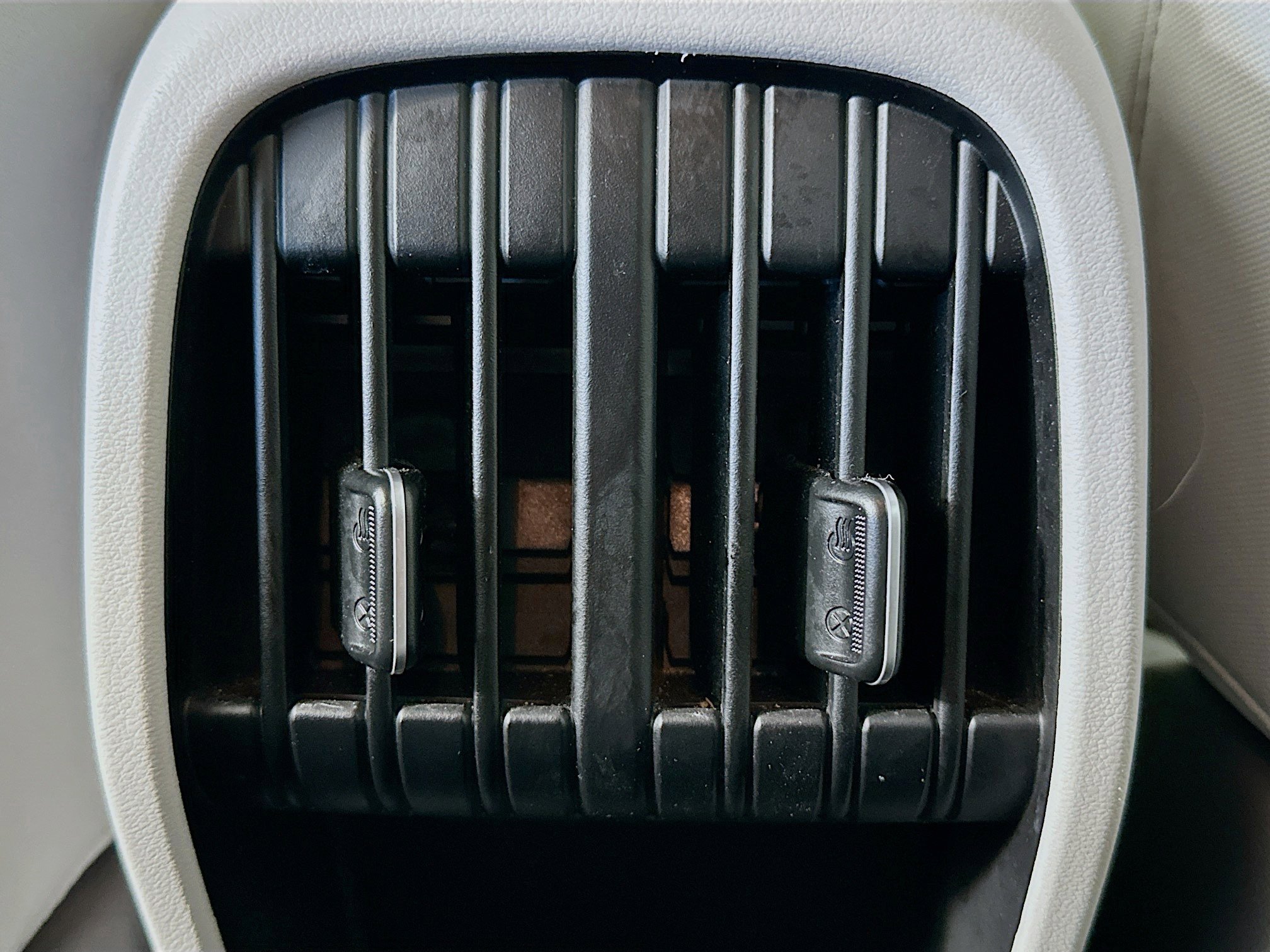 Used 2025 Hyundai Kona SEL image 26