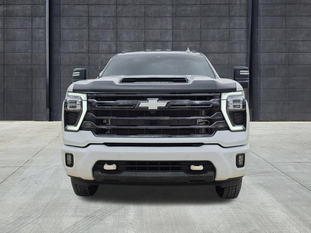 Used 2024 Chevrolet Silverado 3500 High Country w/ Technology Package AWD/4WD image 7