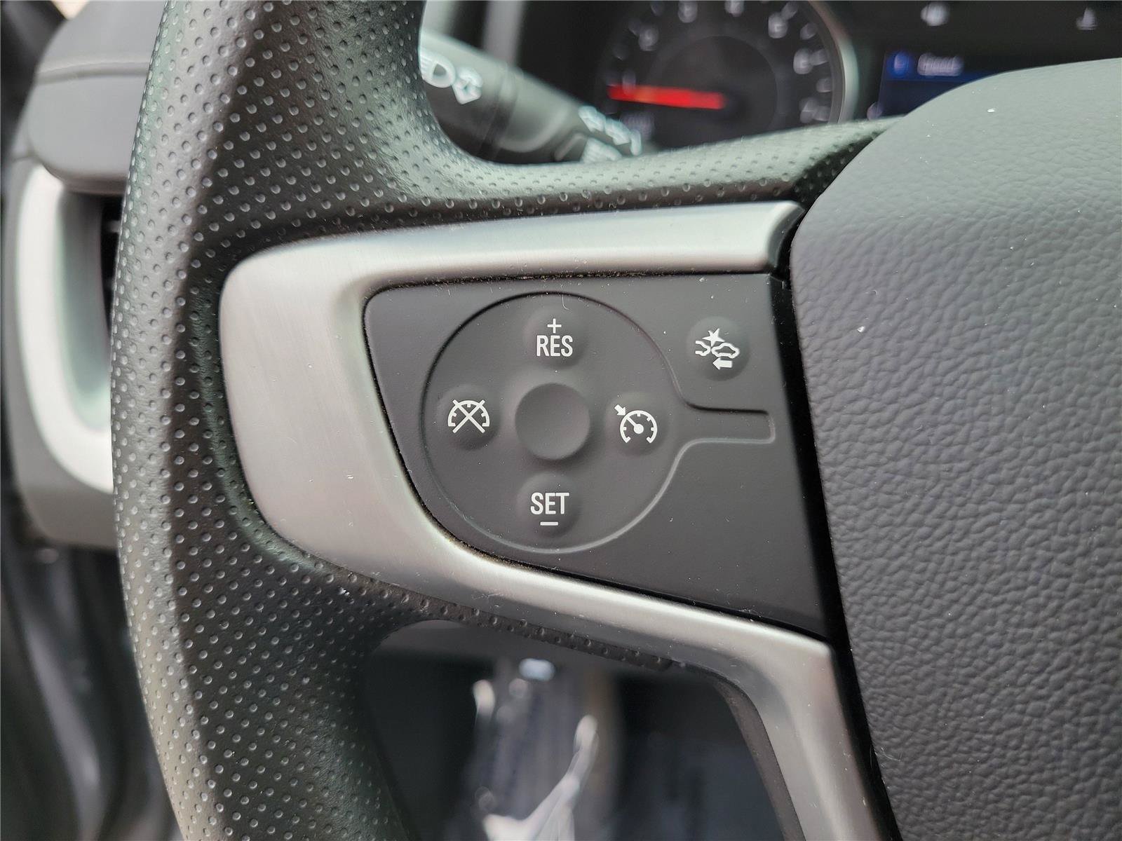 Used 2023 GMC Terrain SLE w/ Driver Convenience Package FWD image 23