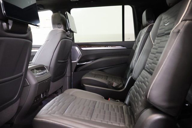 New 2026 Cadillac Escalade ESV Platinum Luxury image 28