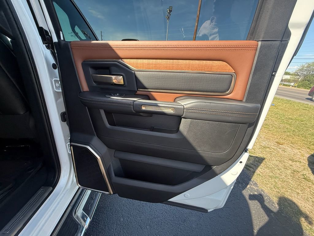 Used 2023 RAM 3500 Limited image 20