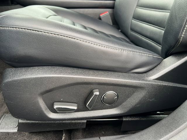 Used 2020 Ford Fusion SEL image 10