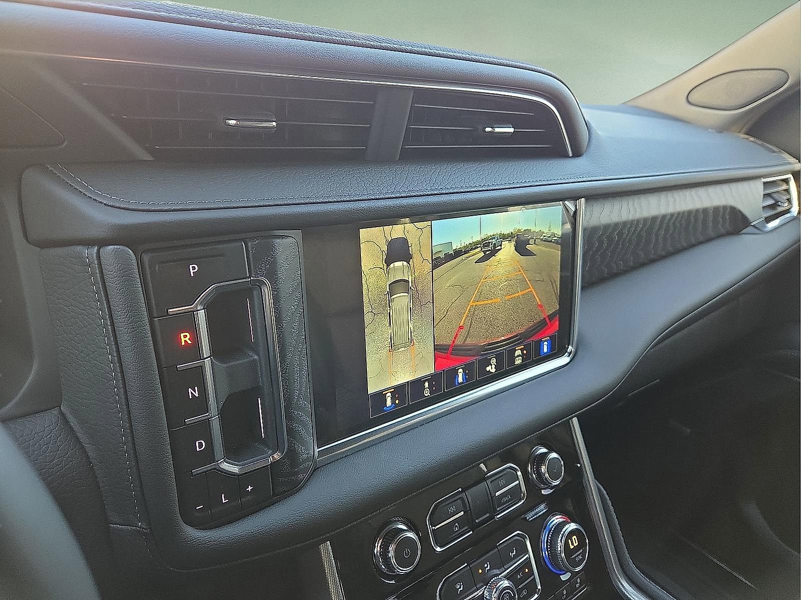 Certified 2024 GMC Yukon Denali AWD/4WD image 20