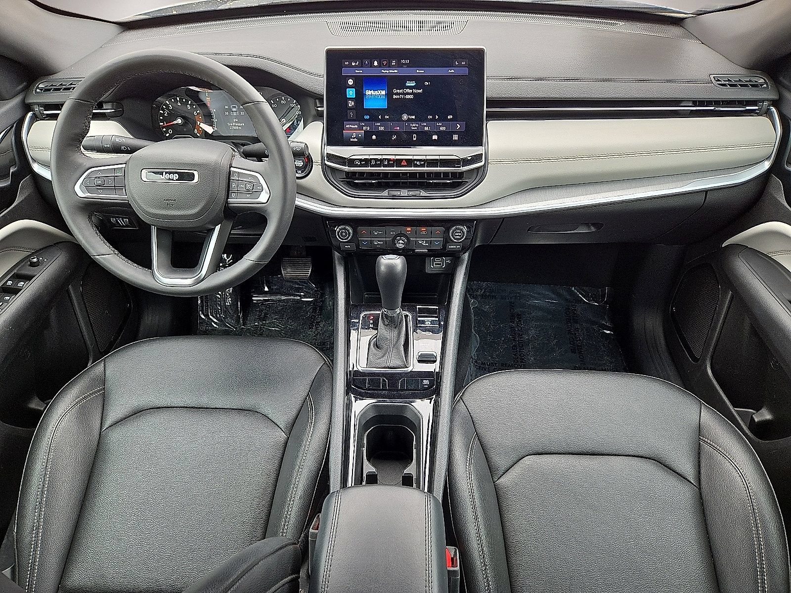 Used 2025 Jeep Compass Limited AWD/4WD image 17