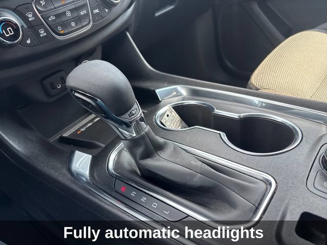 Used 2023 Chevrolet Traverse LT FWD image 17