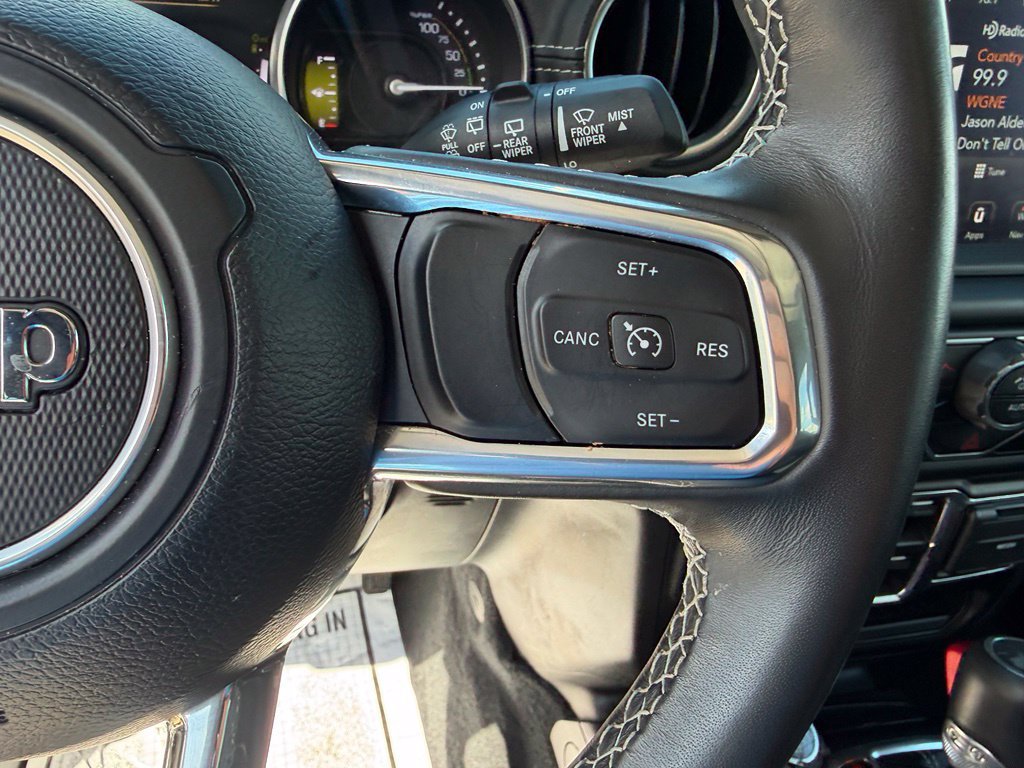 Used 2023 Jeep Wrangler Unlimited Sahara w/ Cold Weather Group AWD/4WD image 26