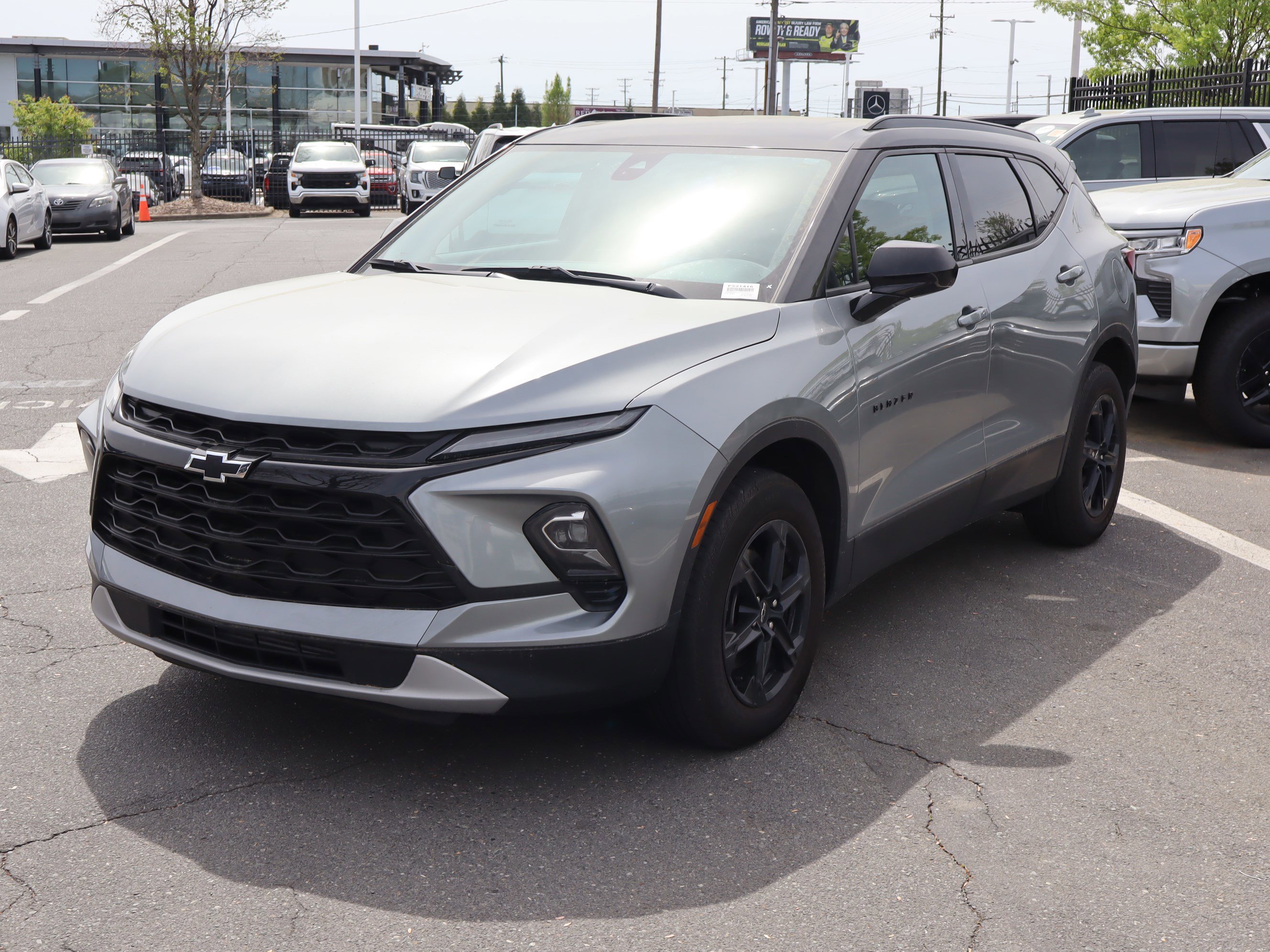 Used 2023 Chevrolet Blazer LT w/ Midnight/Sport Edition image 5