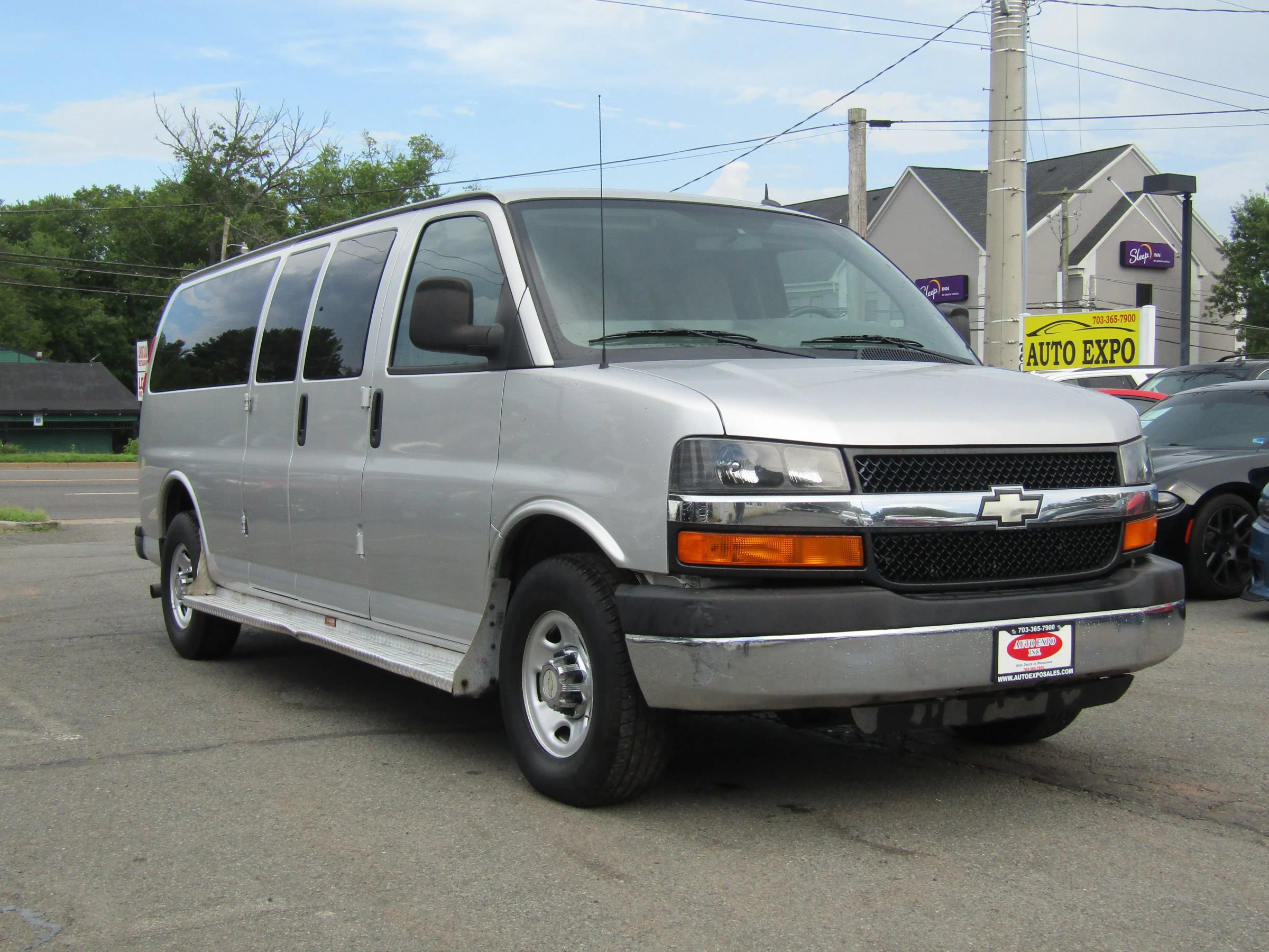 Used 2012 Chevrolet Express 3500 LT w/ LT Preferred Equipment Group RWD image 1