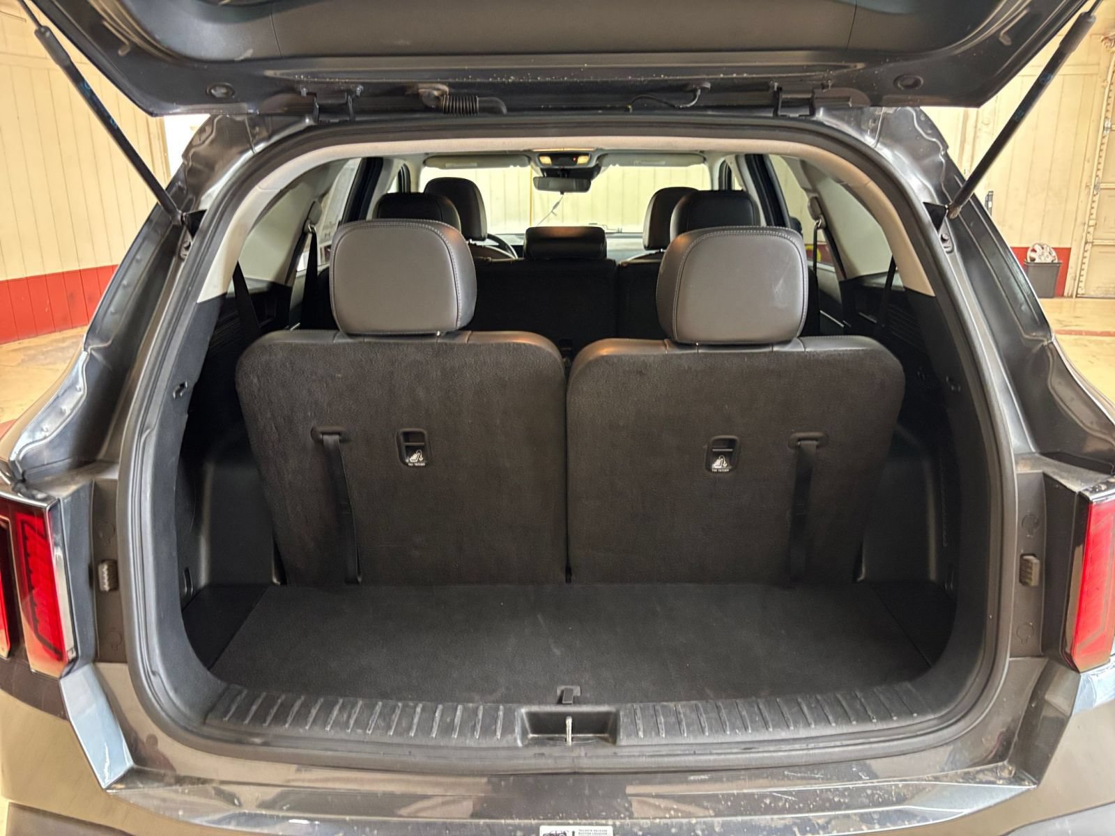 Used 2024 Kia Sorento S FWD image 34