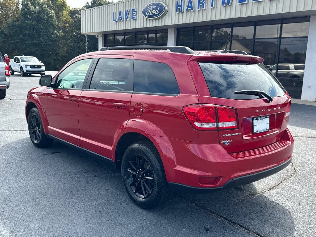 Used 2019 Dodge Journey SE w/ Connectivity Group FWD image 5