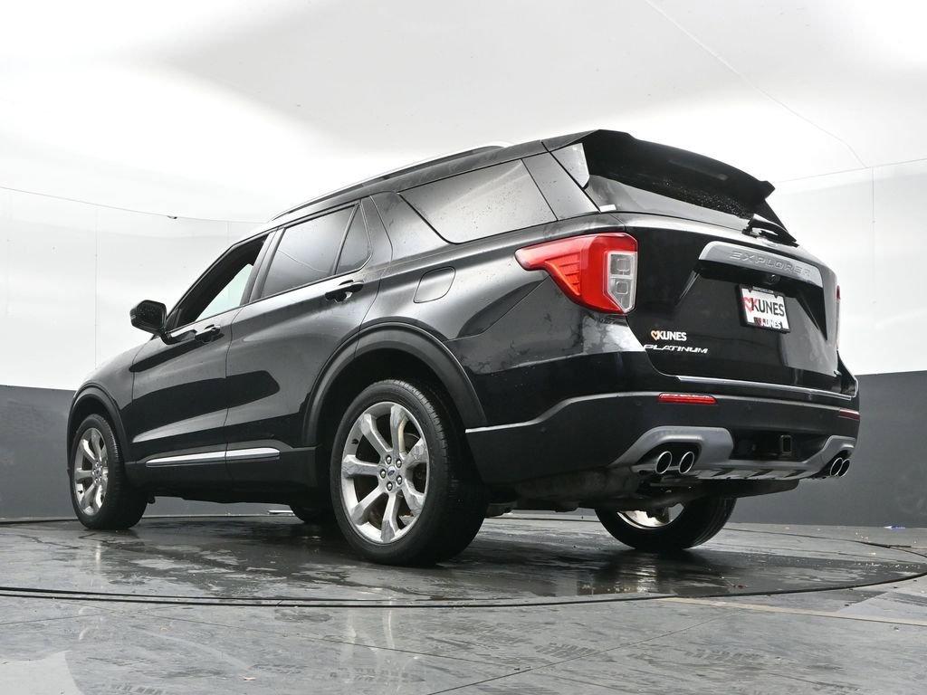 Used 2020 Ford Explorer Platinum w/ Premium Technology Package image 31