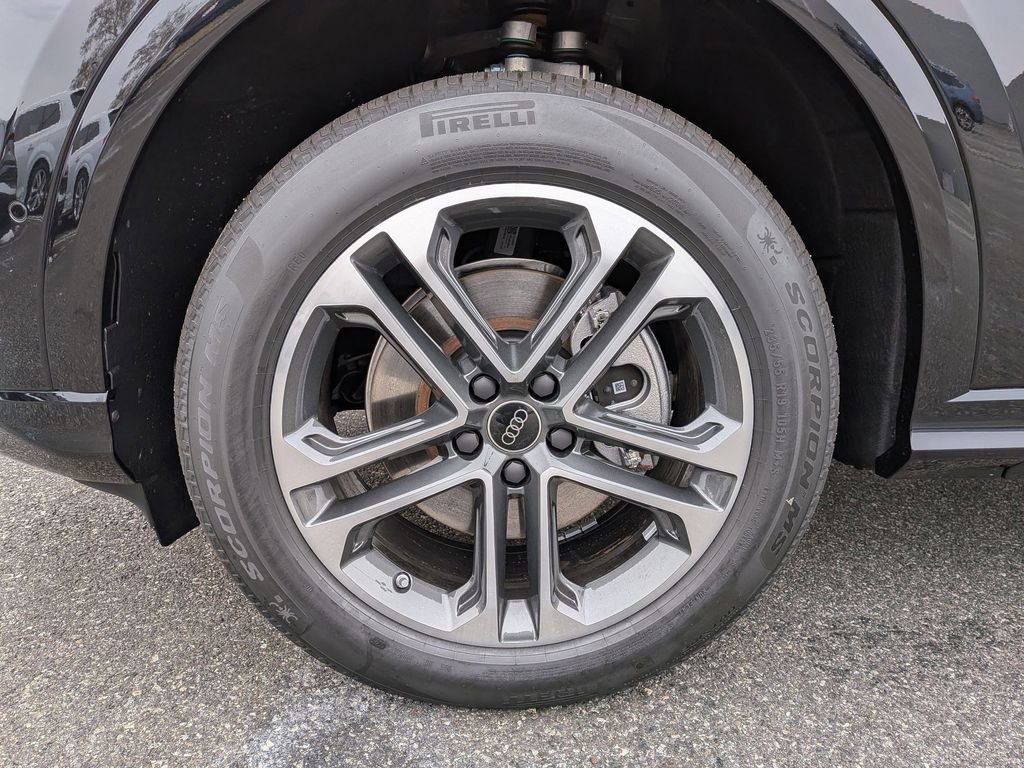 New 2025 Audi Q5 Premium Plus AWD/4WD image 16
