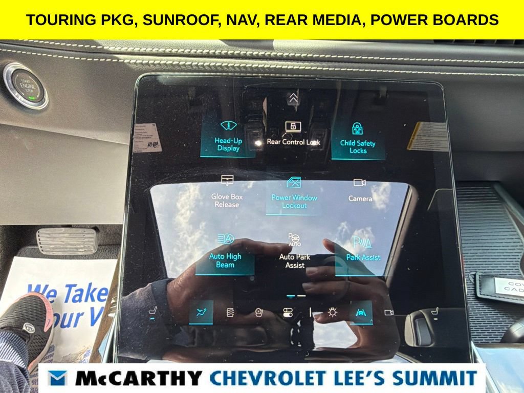 Used 2026 Cadillac Escalade Platinum Sport w/ LPO, ONYX Package AWD/4WD image 11