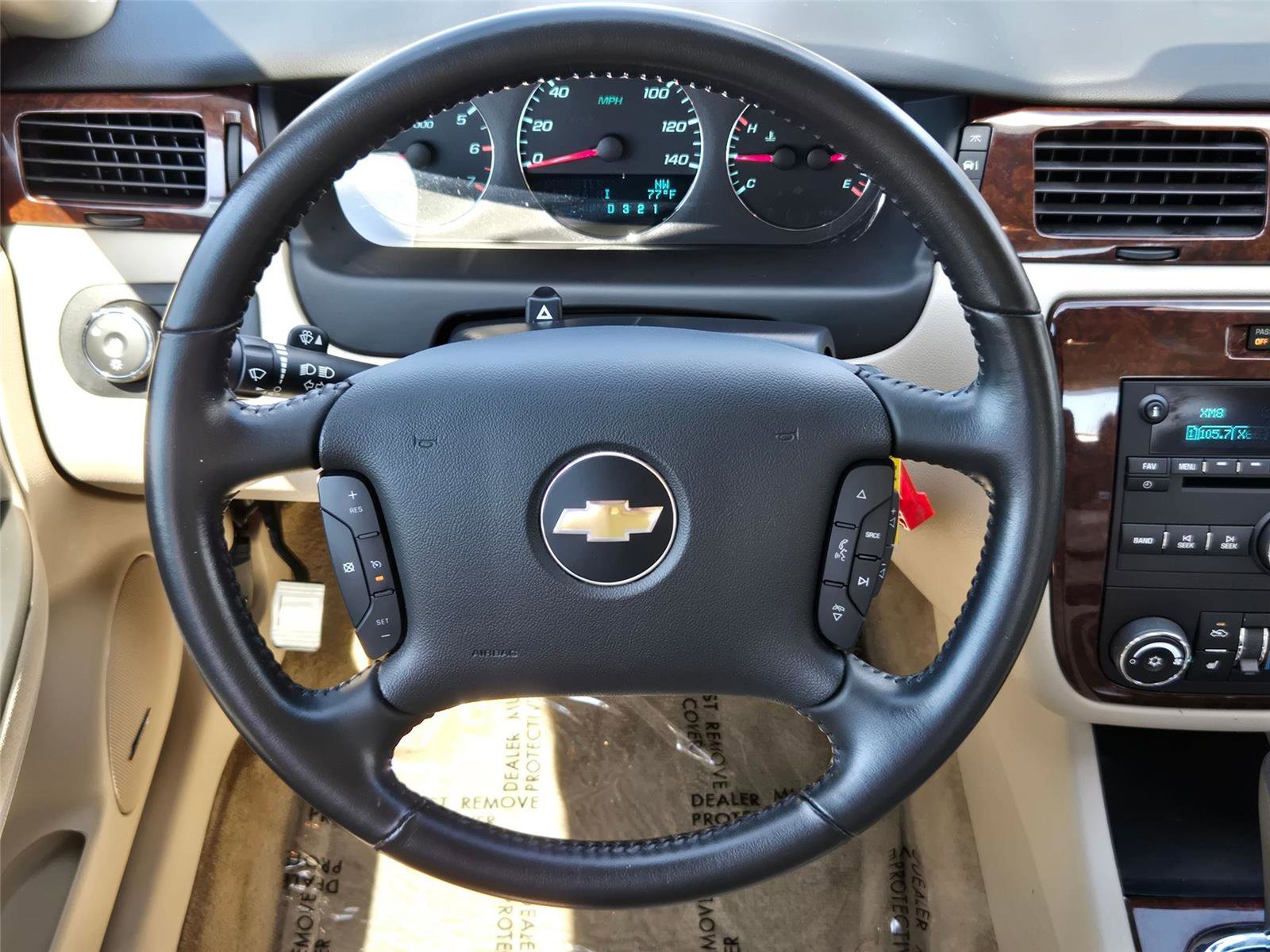 Used 2011 Chevrolet Impala LT w/ Luxury Edition Package FWD image 15