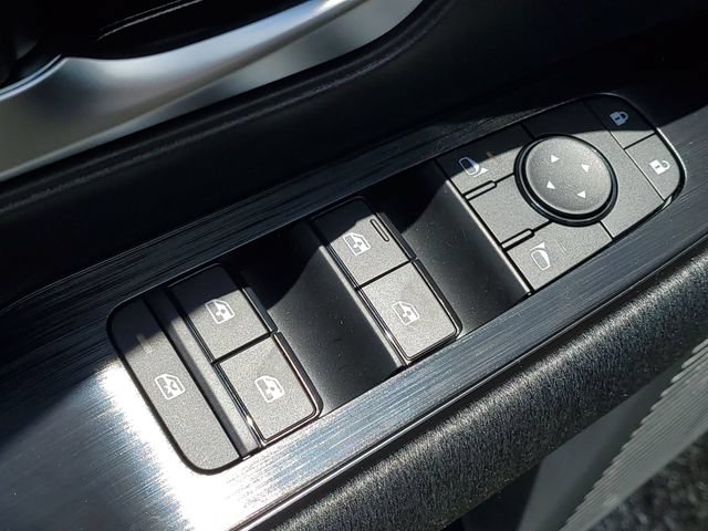 New 2026 Nissan Kicks SV w/ Cold Weather Package AWD/4WD image 20