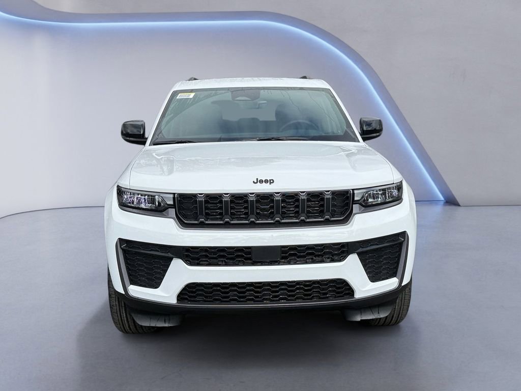 New 2026 Jeep Grand Cherokee Altitude image 8