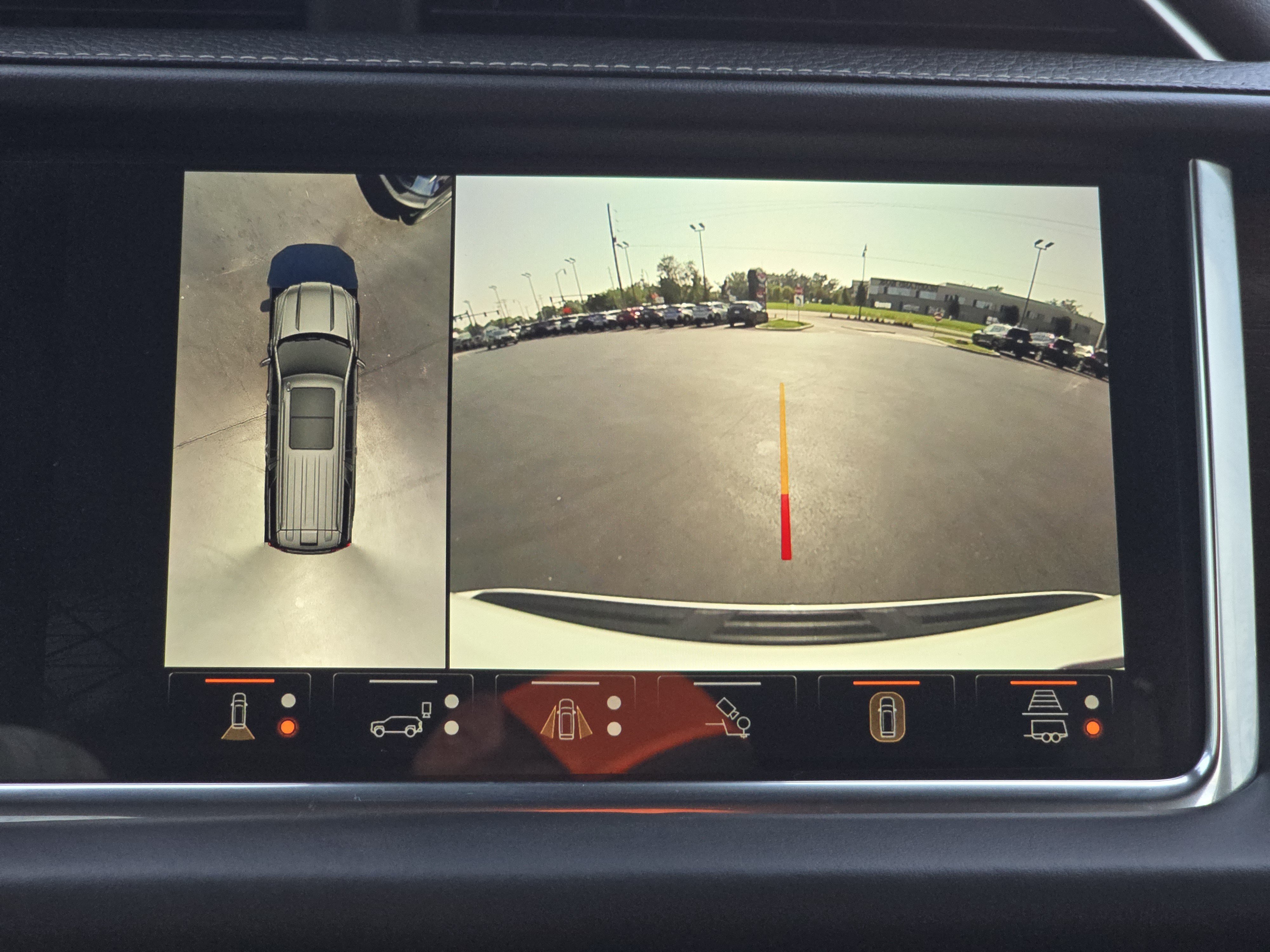Used 2023 GMC Yukon Denali Ultimate AWD/4WD image 28