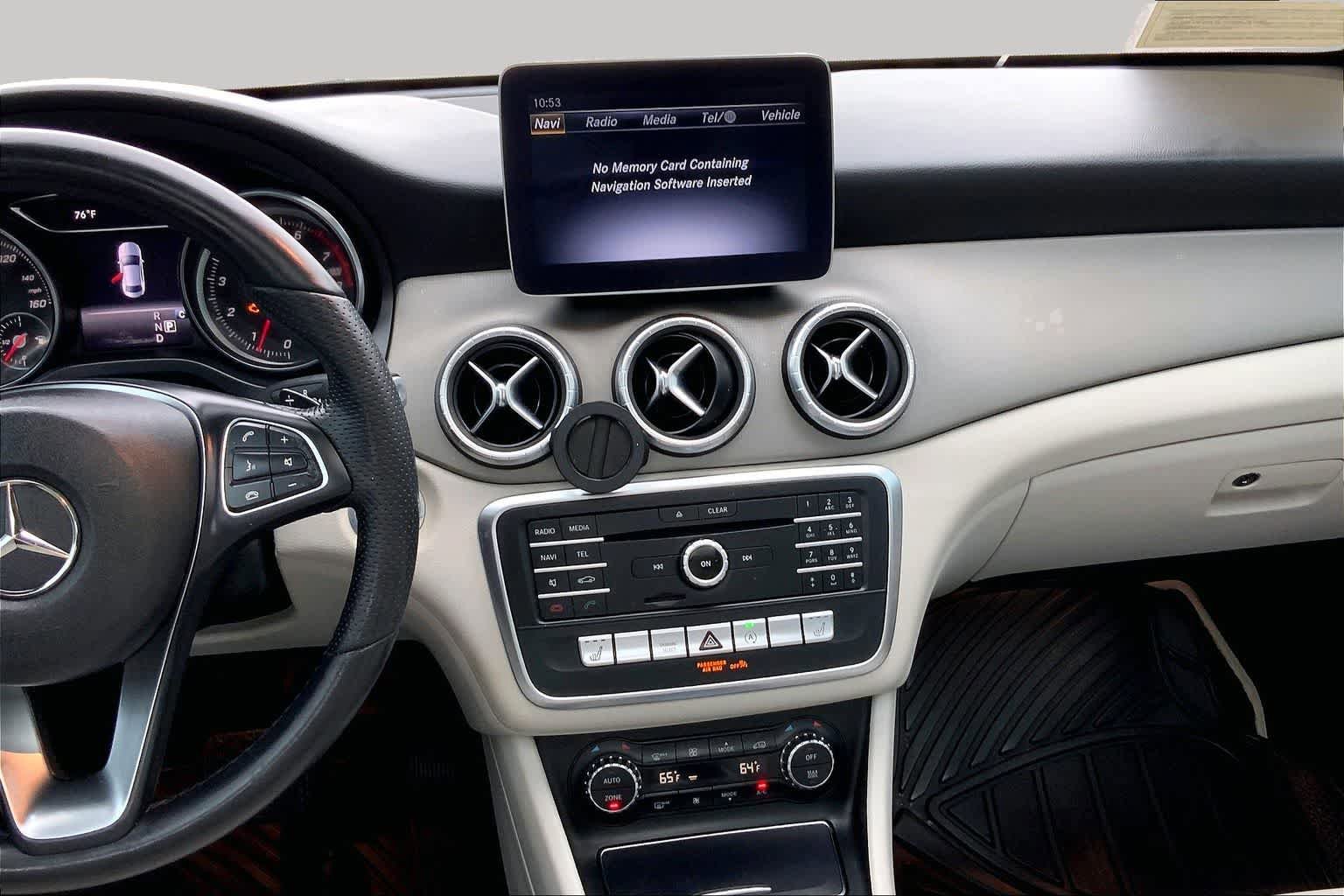 Used 2019 Mercedes-Benz CLA 250 4MATIC image 7