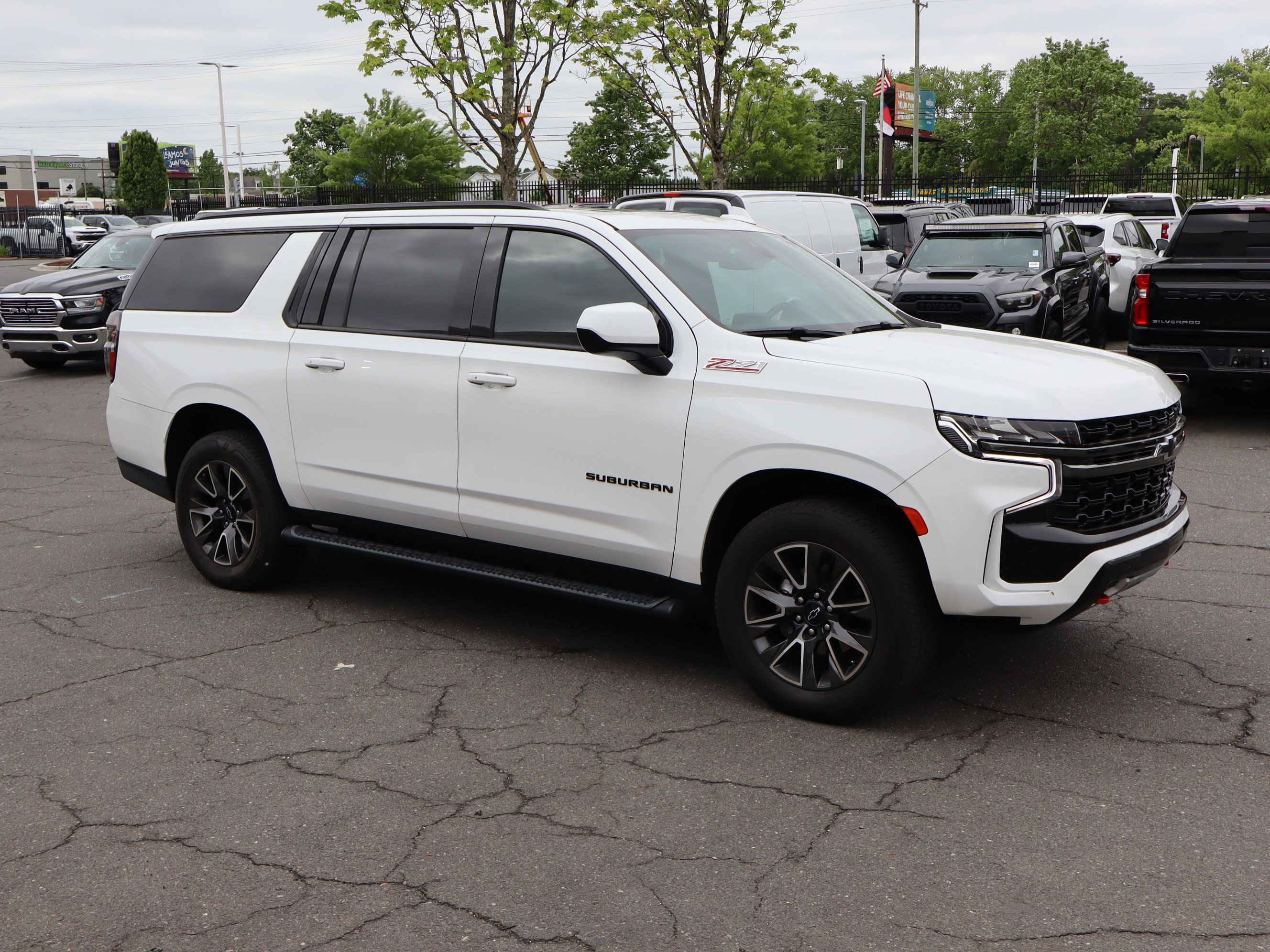 Used 2021 Chevrolet Suburban Z71 w/ Rear Media and Nav Package AWD/4WD image 2