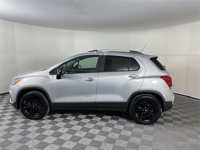 Used 2019 Chevrolet Trax LT w/ Redline Edition image 5