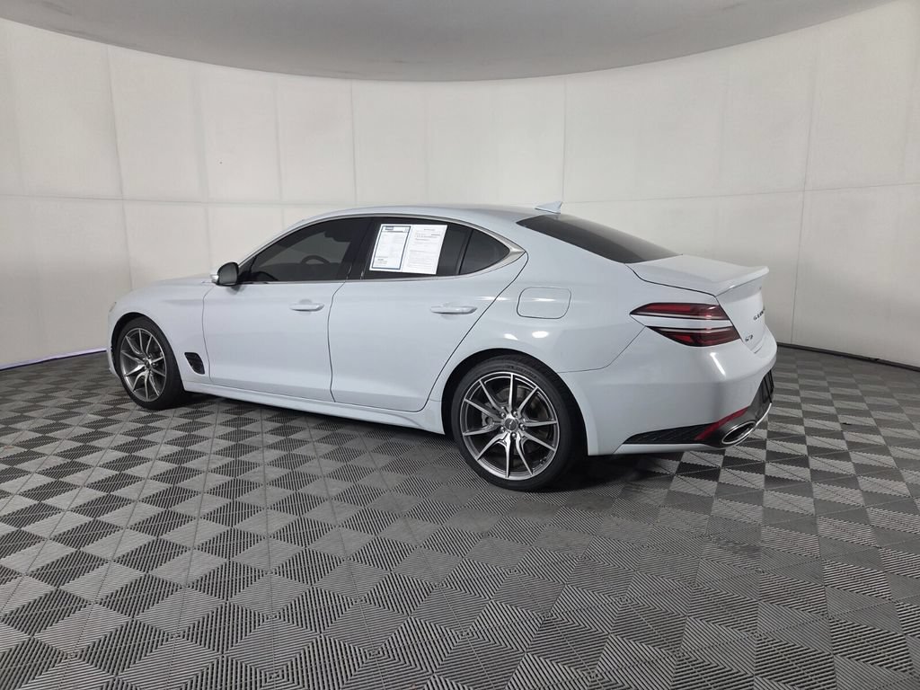 Used 2022 Genesis G70 3.3T RWD image 7