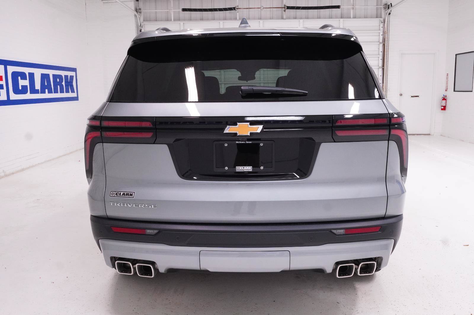 New 2026 Chevrolet Traverse LT FWD image 30