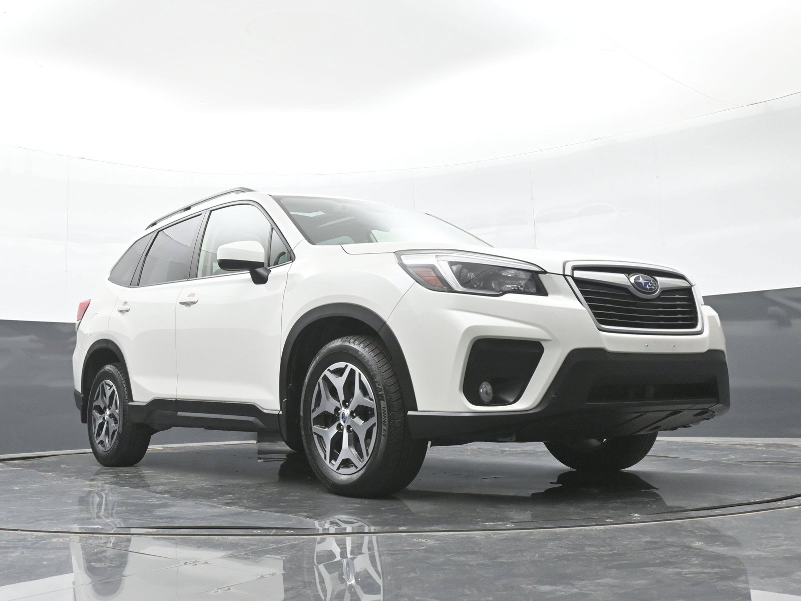 Used 2021 Subaru Forester Premium AWD/4WD image 39