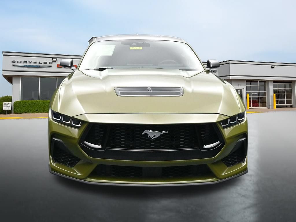 Used 2024 Ford Mustang GT RWD image 8
