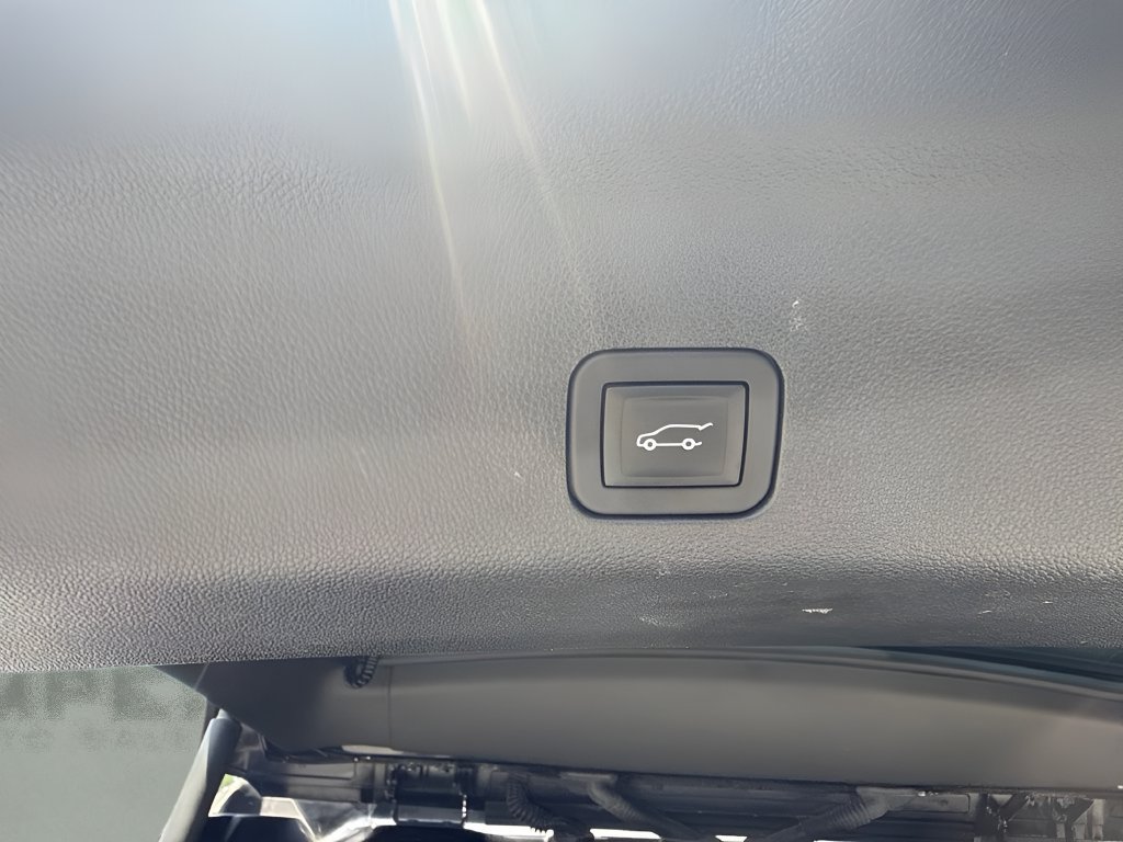 Used 2025 Chevrolet Tahoe LT AWD/4WD image 30