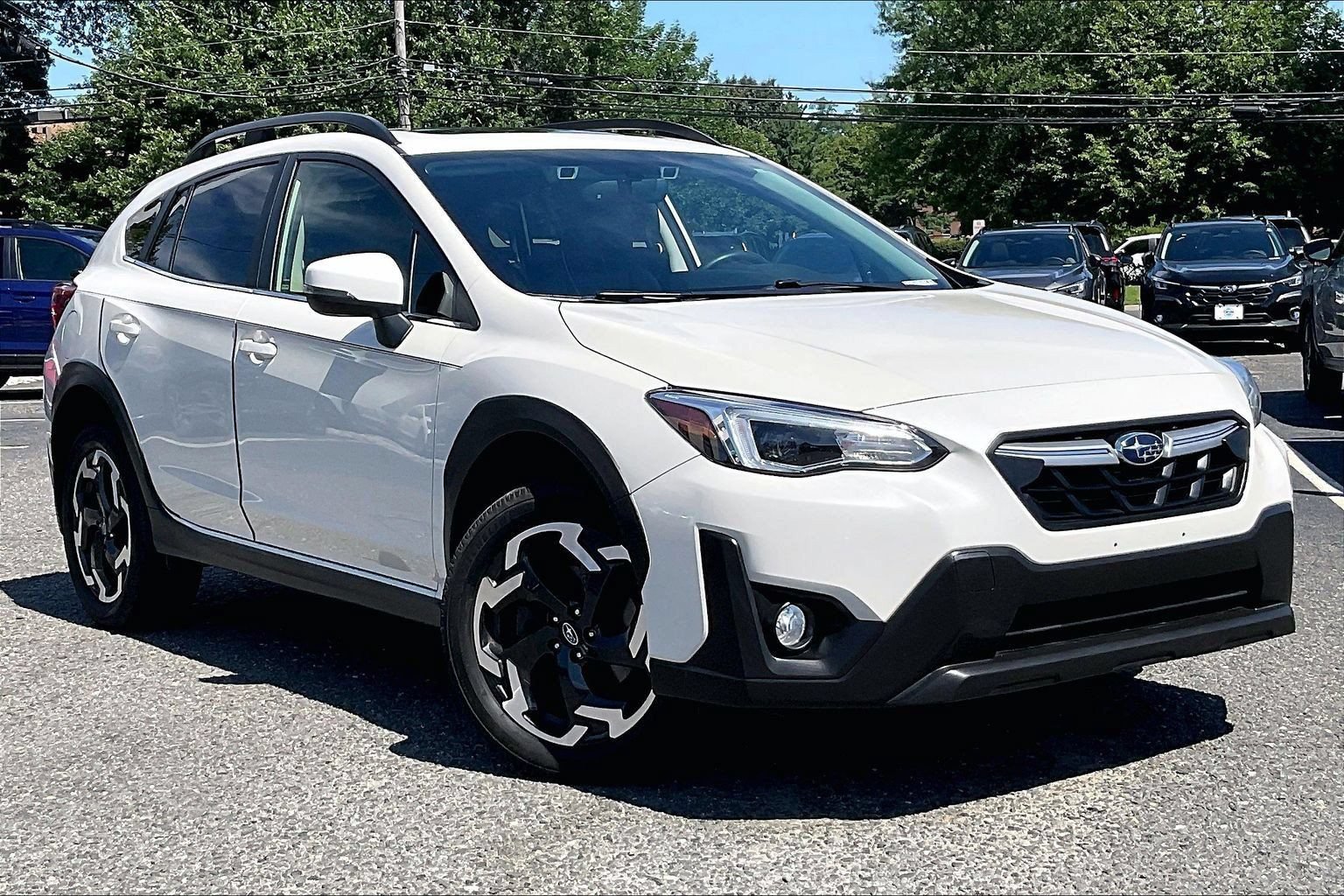 Used 2022 Subaru Crosstrek 2.5i Limited w/ Moonroof Package 1 AWD/4WD image 2