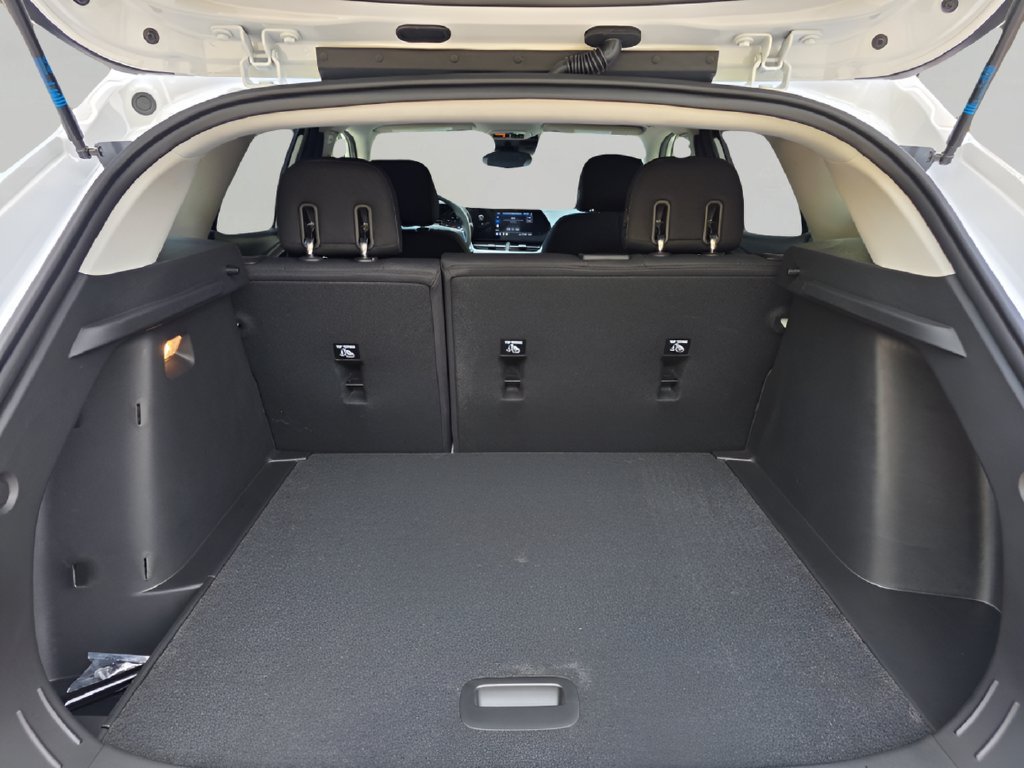 New 2026 Chevrolet Trax LS w/ LS Convenience Package FWD image 6
