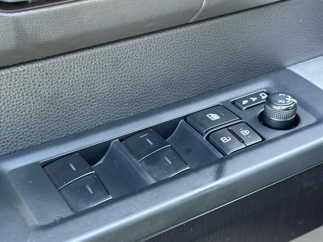 Used 2025 Toyota Tundra Platinum AWD/4WD image 21