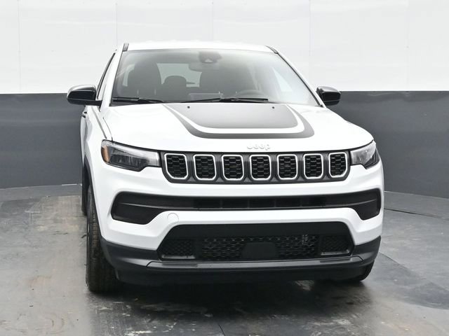 Used 2025 Jeep Compass Sport w/ Mopar Graphics Package AWD/4WD image 7