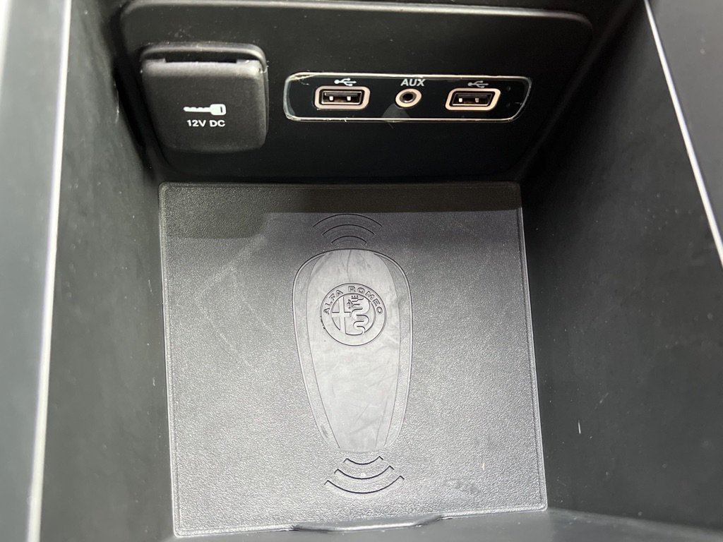 Used 2018 Alfa Romeo Giulia Ti w/ TI Leather Package AWD/4WD image 53