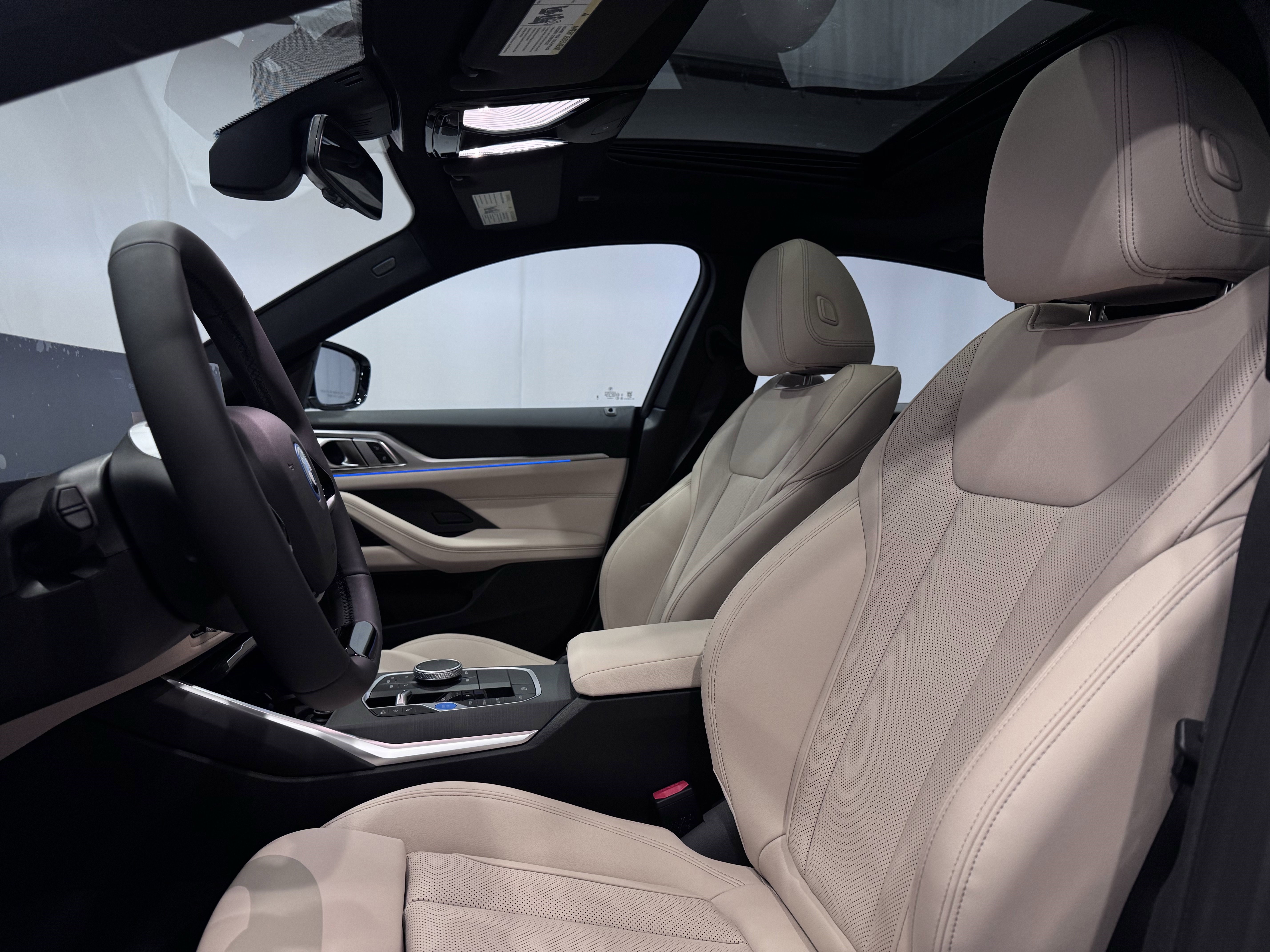 New 2026 BMW i4 xDrive40i AWD/4WD image 8