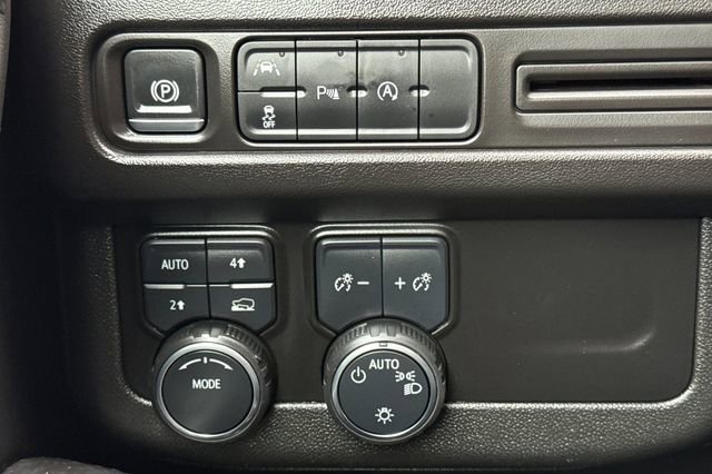 Used 2024 Chevrolet Tahoe LT image 43