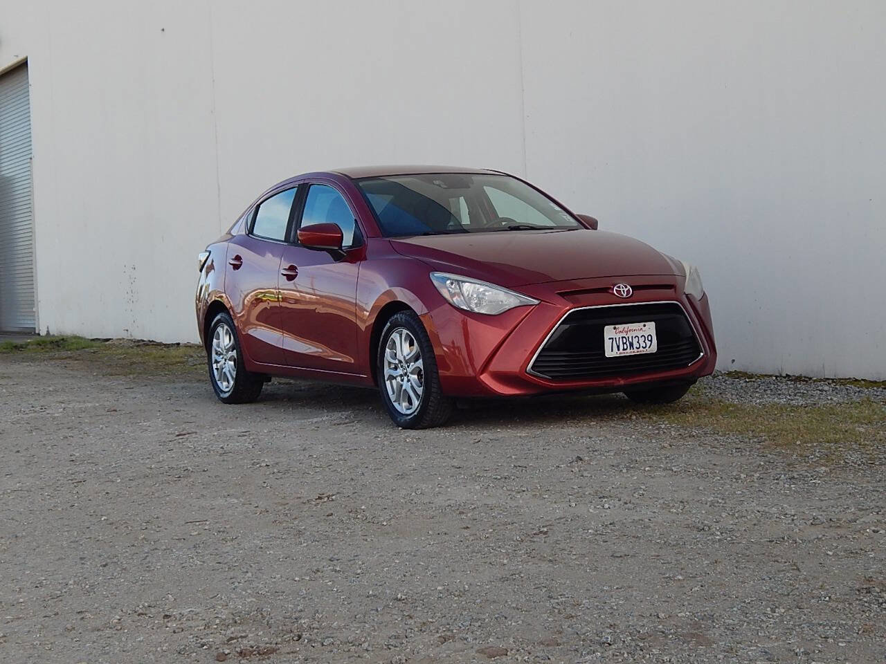 Used 2017 Toyota Yaris iA image 1