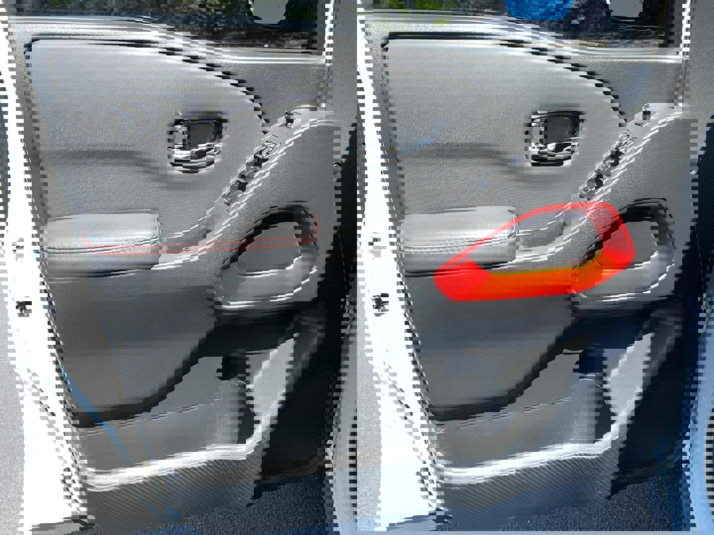 Used 2022 Nissan Frontier PRO-4X image 12