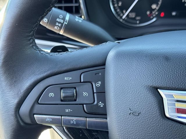 Certified 2025 Cadillac XT6 Premium Luxury AWD/4WD image 29