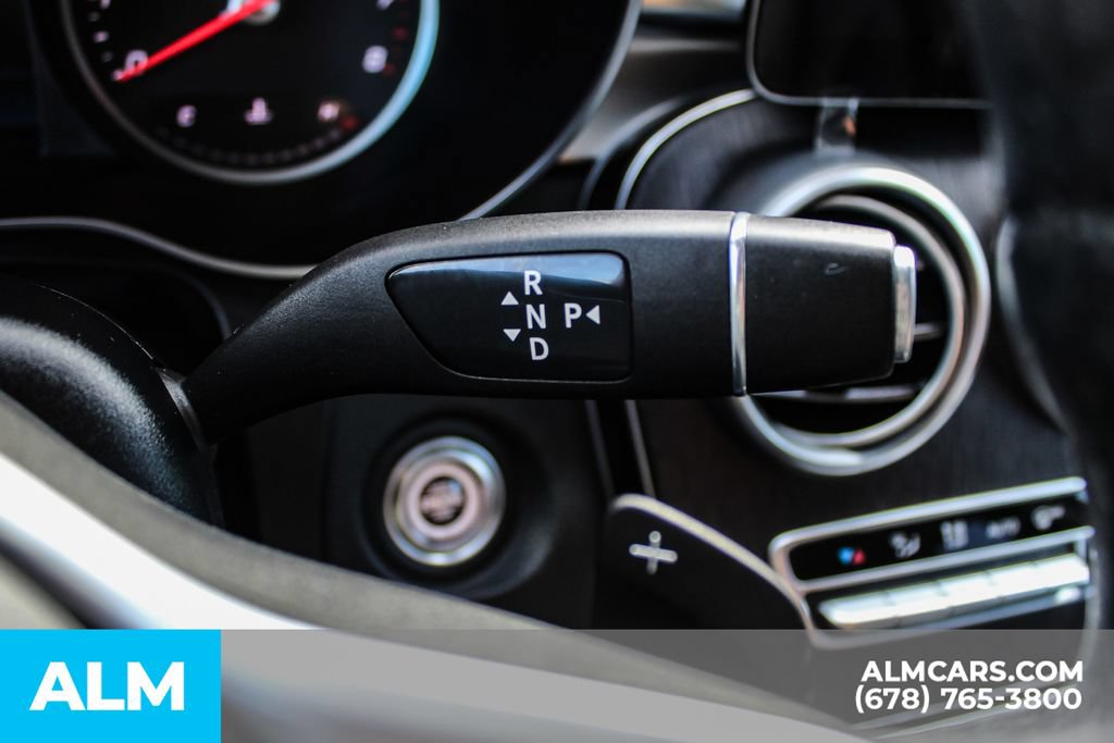 Used 2021 Mercedes-Benz GLC 300 4MATIC w/ Premium Package image 30