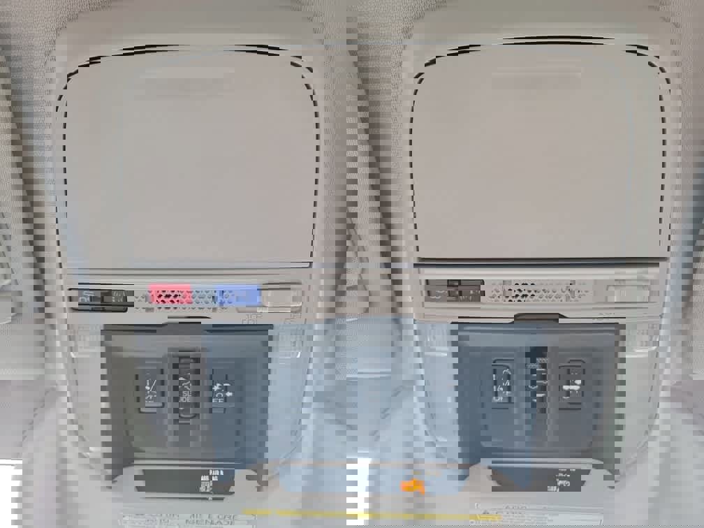 Used 2020 Subaru Forester Limited image 22