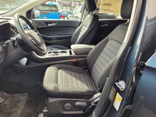 New 2024 Ford Edge SE w/ Black Appearance Package AWD/4WD image 9