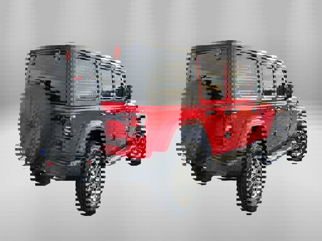 Used 2018 Jeep Wrangler Unlimited Sahara w/ Cold Weather Group image 3